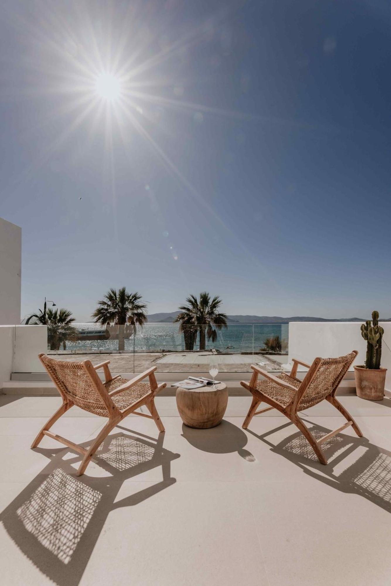 Ostrako Beachside Suites Agia Anna  Eksteriør billede